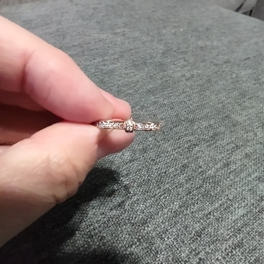 Pandora bow ring gold